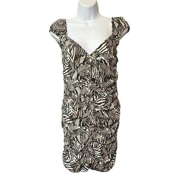 WILFRED Aritzia Veda Ruched Mini Dress Animal Print Black Cream Sz 2 Sexy VNeck - Picture 1 of 11